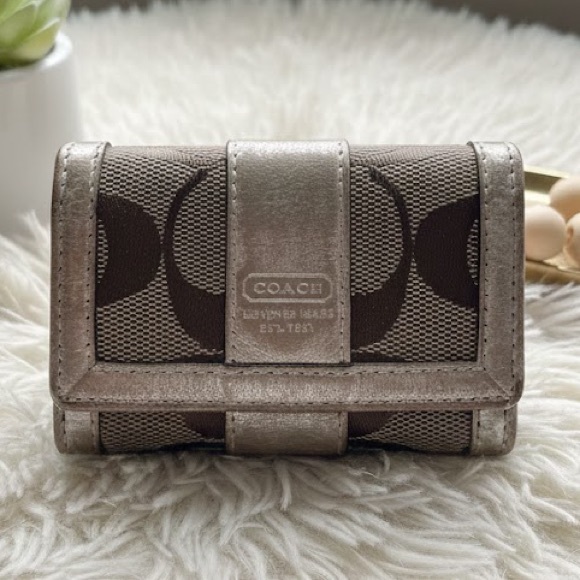 COACH Signature Canvas 6-Ring Key Case Fob Wallet Metallic Silver Brown - Picture 1 of 3